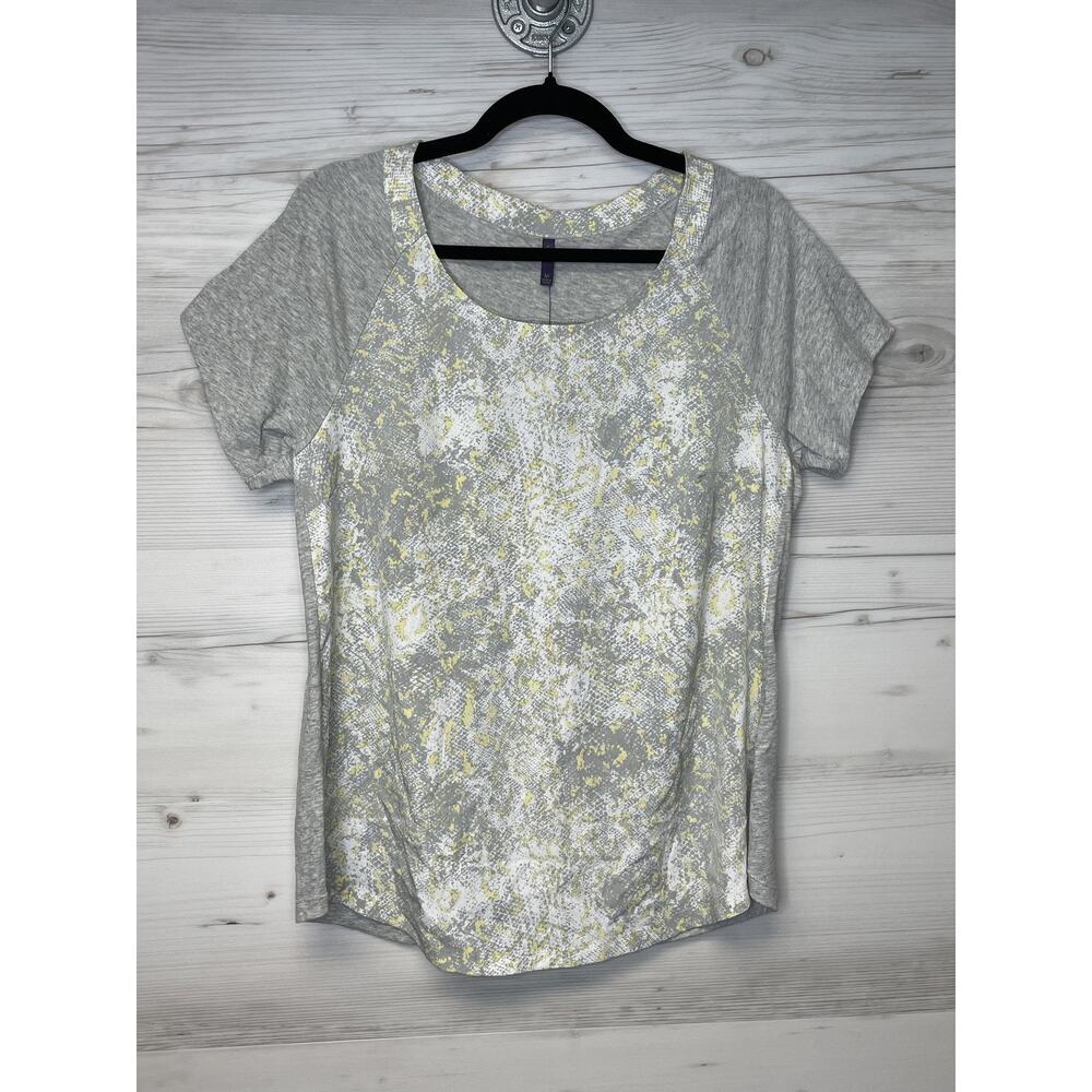 NYDJ Shirt Womens Medium Leopard Snake Daffodil Print Short Sleeve‎ Blouse Top